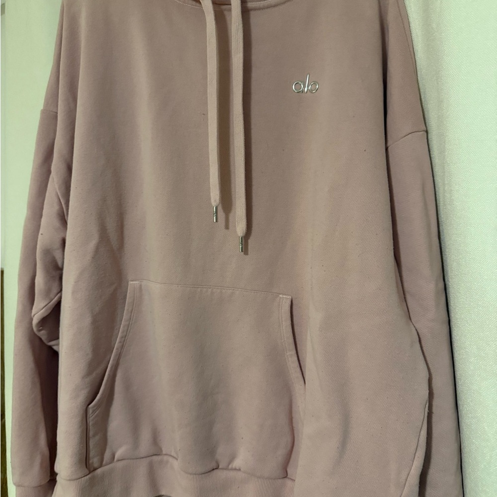 ALO Yoga Blush Sweatshirt